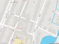 Ambulance met grote spoed naar de Slotstraat in Rotterdam