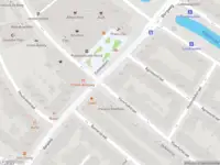 Ambulance met grote spoed naar de Bergweg in Rotterdam