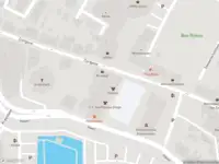 Ambulance met gepaste spoed naar de Raadhuisplein in Alblasserdam