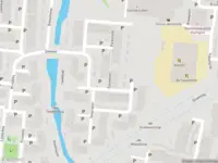 Brandweer met gepaste spoed naar de Purperwier in Leiden vanwege afhijsen patient