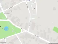 Brandweer met grote spoed naar de W Jaasmasingel in Dwingeloo vanwege gebouwbrand