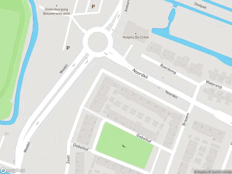 Ambulance met grote spoed naar de Noordkil in Papendrecht