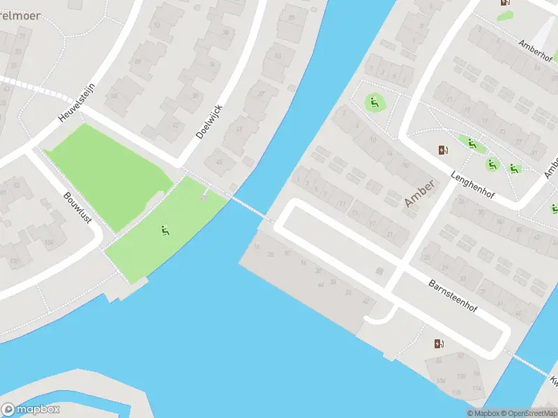 Ambulance met gepaste spoed naar de Barnsteenhof in Rhoon