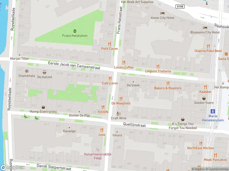 Ambulance met grote spoed naar de Eerste Jacob van Campenstraat in Amsterdam