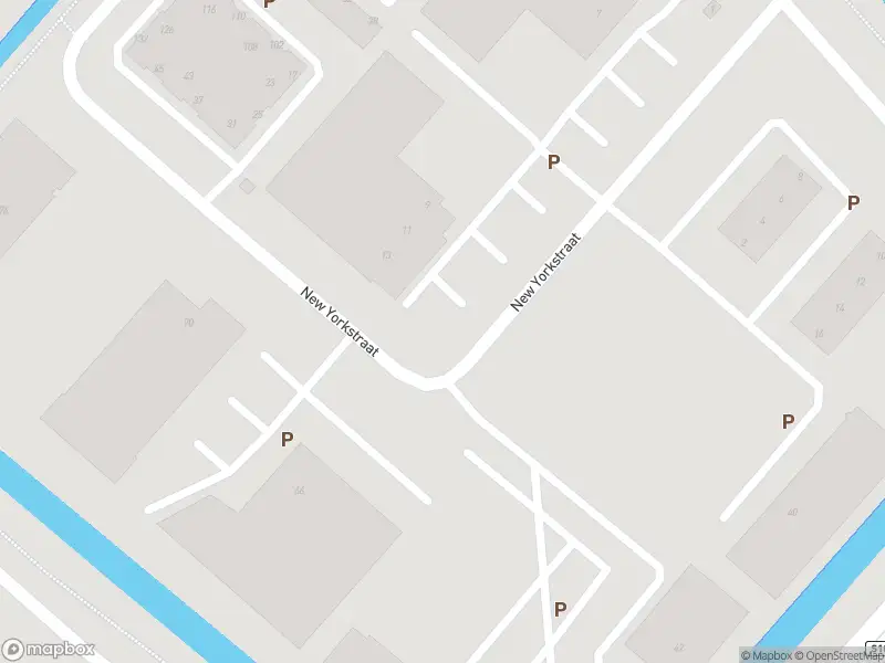 Ambulance met grote spoed naar de New Yorkstraat in Lijnden