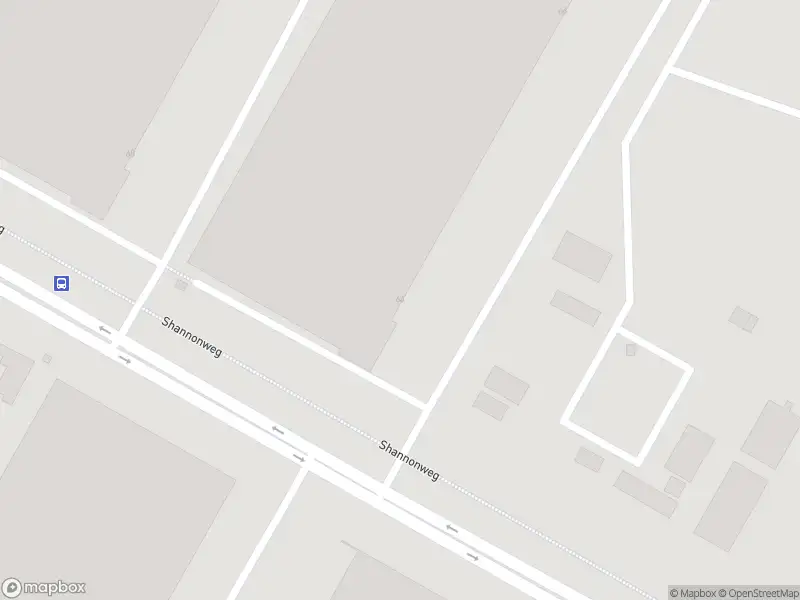 Ambulance met grote spoed naar de Shannonweg in Botlek Rotterdam