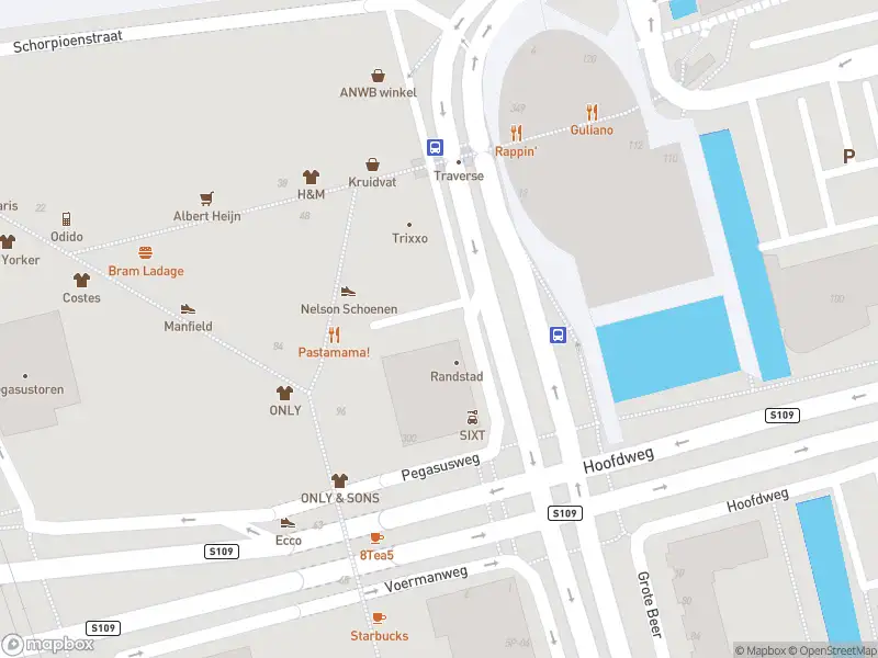 Ambulance met grote spoed naar de Kleine Beer in Rotterdam