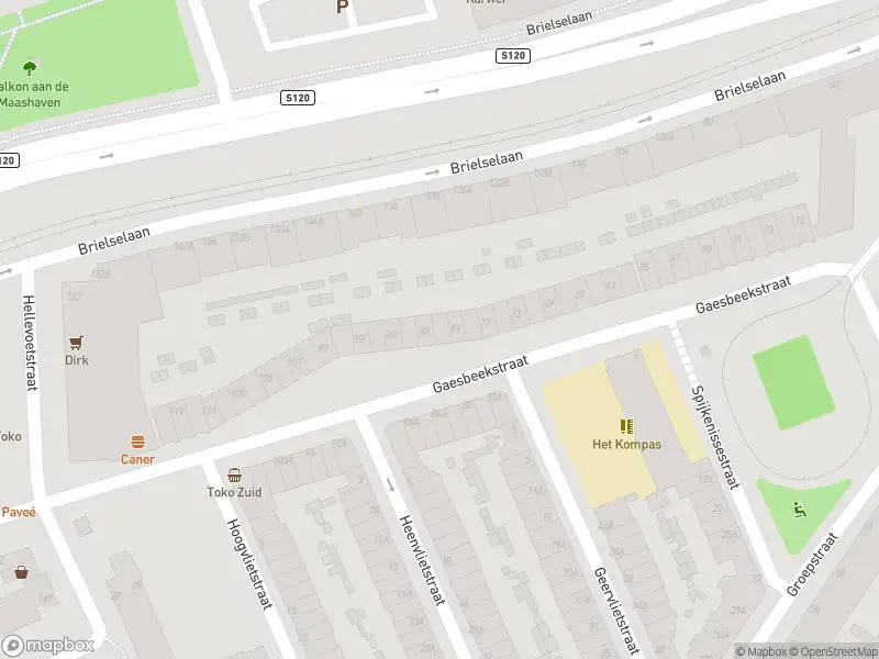 Ambulance met grote spoed naar de Gaesbeekstraat in Rotterdam