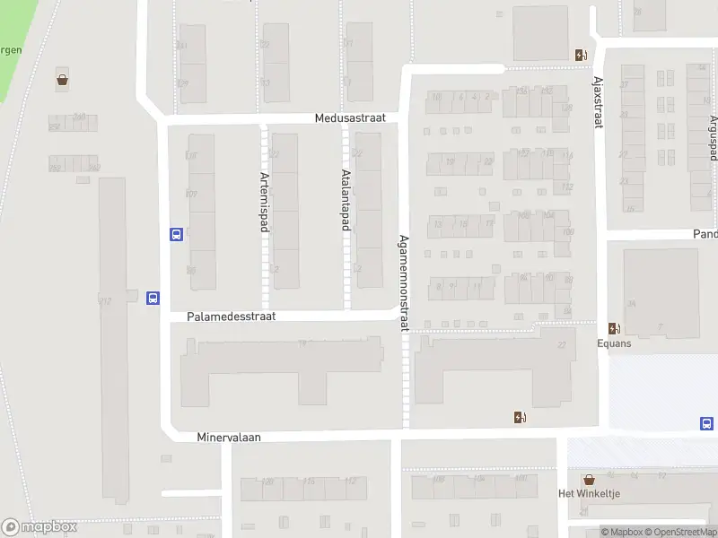 Ambulance met grote spoed naar de Atalantapad in Rotterdam