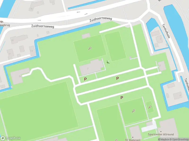 Traumahelikopter naar de Zuidhoornseweg in Den Hoorn