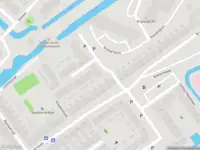 Ambulance met grote spoed naar de Aaraustraat in Delft