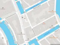 Brandweer met grote spoed naar de Raamplein in Amsterdam vanwege stankoverlast