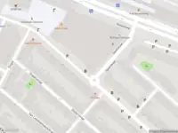 Ambulance met grote spoed naar de Prof. Kamerlingh Onneslaan in Schiedam