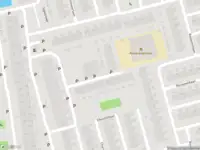 Ambulance met grote spoed naar de Rooseveltlaan in Delft