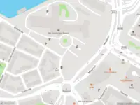 Ambulance met grote spoed naar de Azaleastraat in Amsterdam