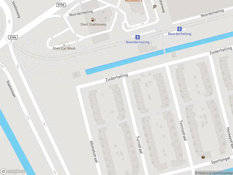 Ambulance met grote spoed naar de Turnstraat in Rotterdam