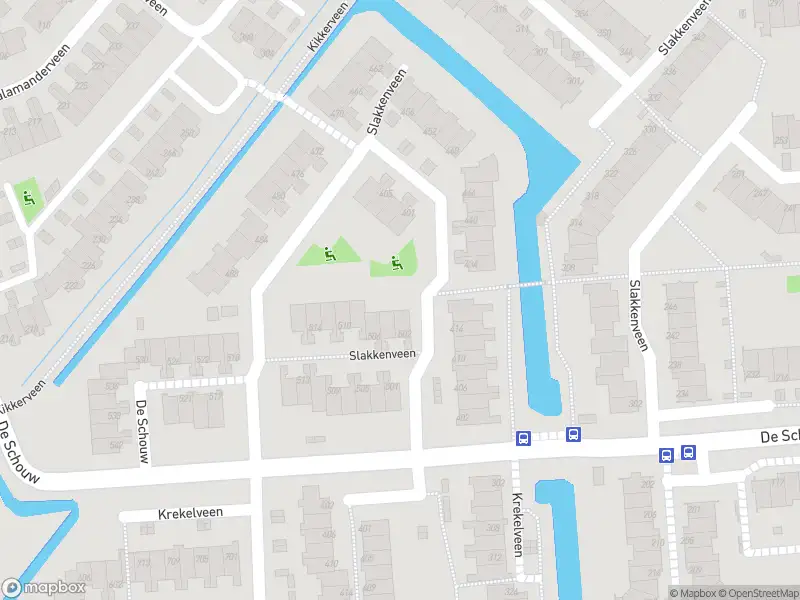 Ambulance met gepaste spoed naar de Slakkenveen in Spijkenisse