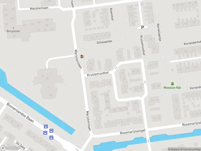 Ambulance met grote spoed naar de Kruizemunthof in Barendrecht