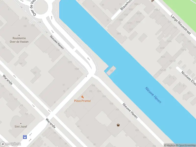 Ambulance met gepaste spoed naar de Nieuwe Haven in Schiedam