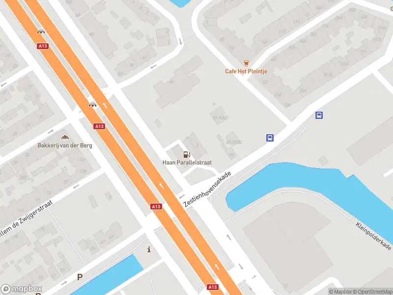 Ambulance naar de Parallelstraat in Rotterdam