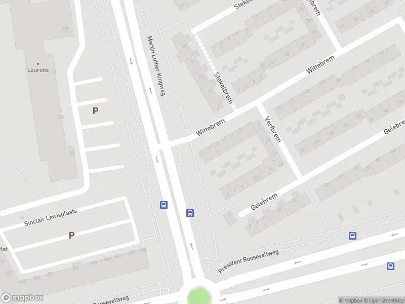 Ambulance met gepaste spoed naar de Wittebrem in Rotterdam