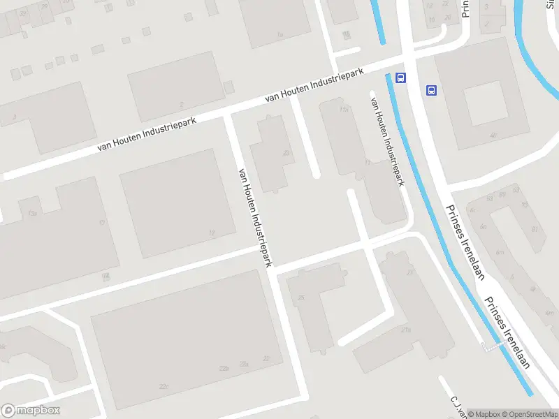 Ambulance naar de Van Houten Industriepark in Weesp