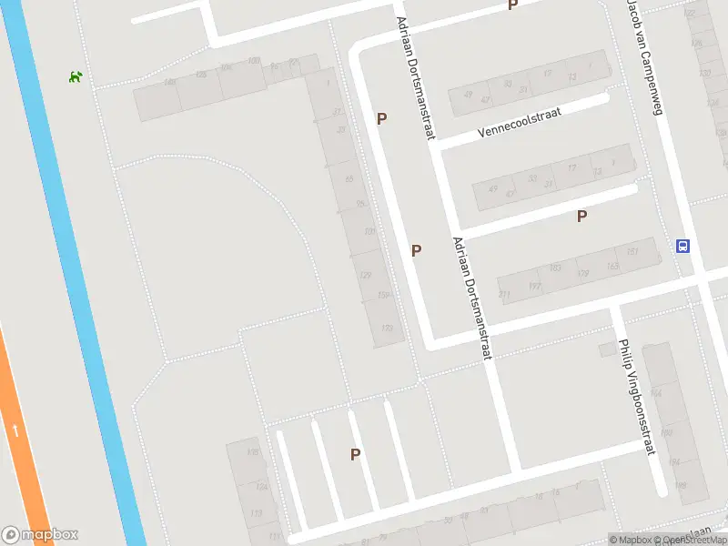 Ambulance met gepaste spoed naar de Cees Wegerifhof in Rotterdam