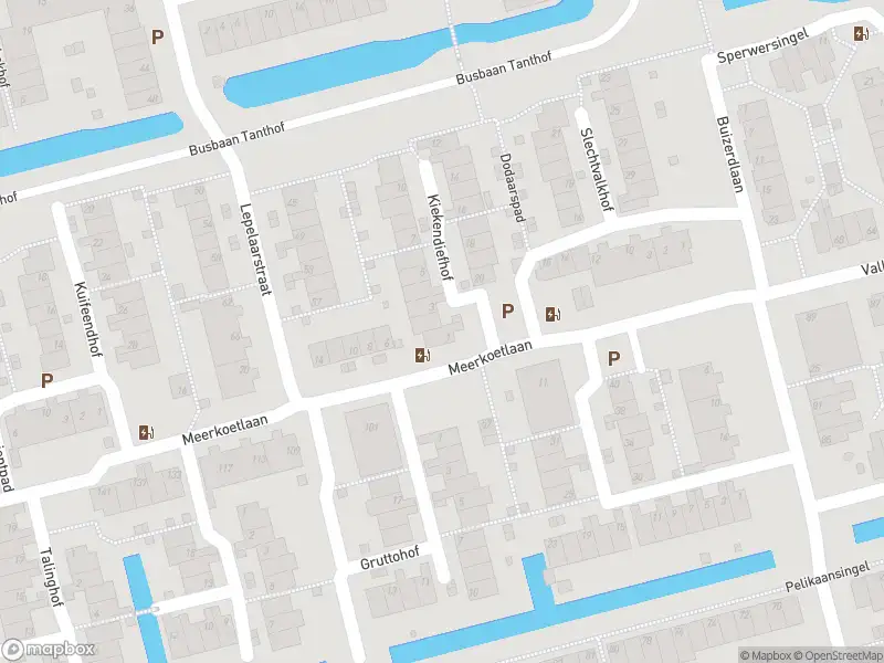 Brandweer met gepaste spoed naar de Kiekendiefhof in Delft vanwege afhijsen patient