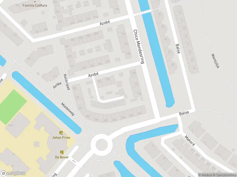 Ambulance met gepaste spoed naar de Chico Mendesring in Dordrecht