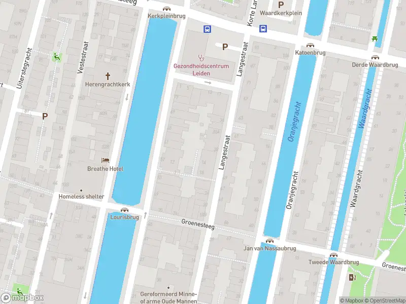 Ambulance met gepaste spoed naar de Emilie Knapperthof in Leiden