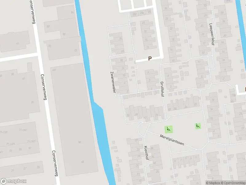 Ambulance met grote spoed naar de Zwanenwater in Roelofarendsveen