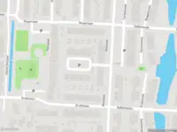 Ambulance met gepaste spoed naar de Leeuwerikhof in Lekkerkerk