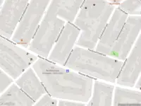 Ambulance met gepaste spoed naar de Klaaswaalsestraat in Schiedam