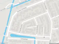 Ambulance met grote spoed naar de Prinses Margrietlaan in Maasland