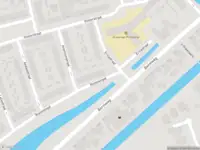 Ambulance met grote spoed naar de Rozensingel in Capelle aan den IJssel