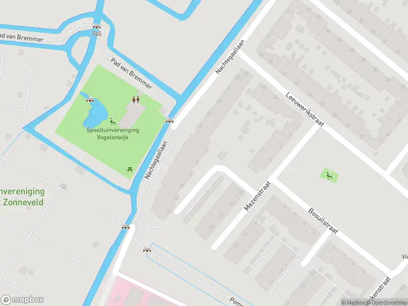 Ambulance met gepaste spoed naar de IJsvogelhof in Leiden