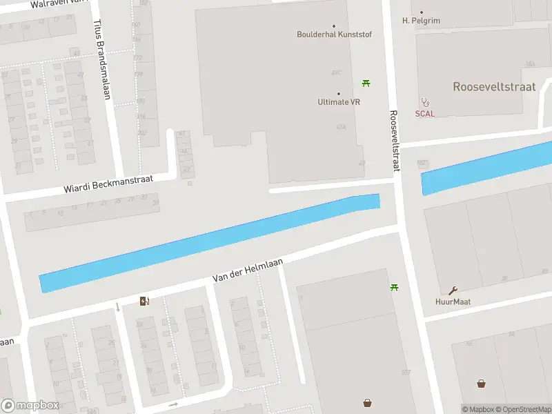 Brandweer met gepaste spoed naar de Van Randwijkstraat in Leiden vanwege een liftopsluiting