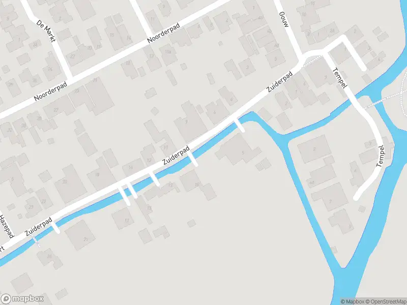 Ambulance met gepaste spoed naar de Zuiderpad in Opperdoes