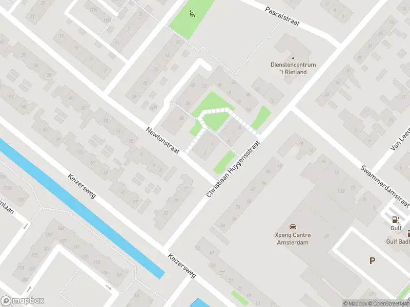 Ambulance met gepaste spoed naar de Zernikehof in Badhoevedorp