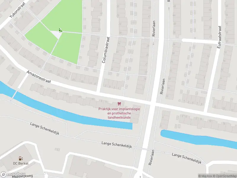 Ambulance met gepaste spoed naar de Amazonestraat in Spijkenisse