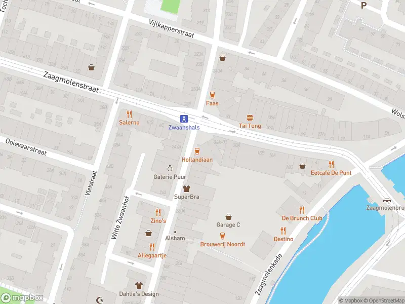 Ambulance met grote spoed naar de Zwaanshals in Rotterdam