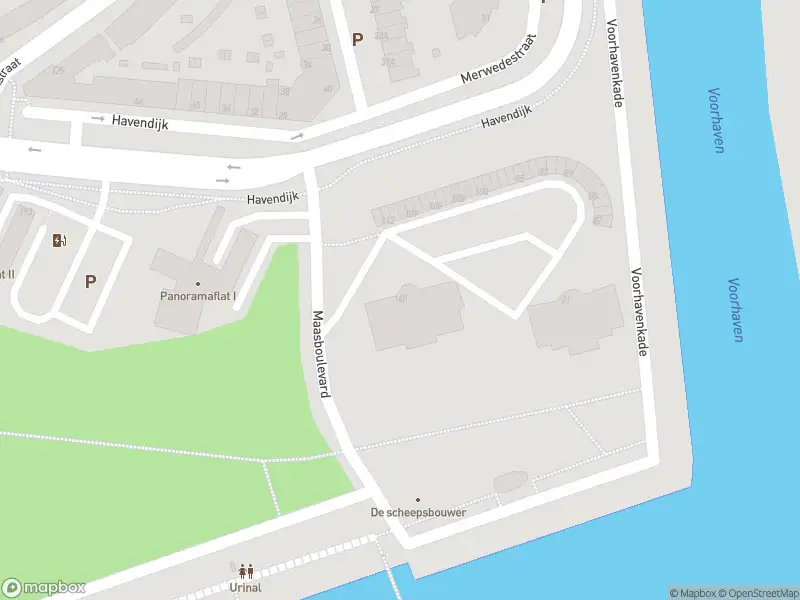 Ambulance met grote spoed naar de Maasboulevard in Schiedam