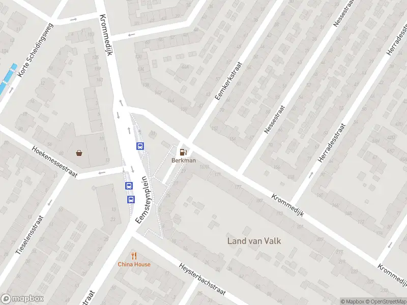 Ambulance met gepaste spoed naar de Krommedijk in Dordrecht