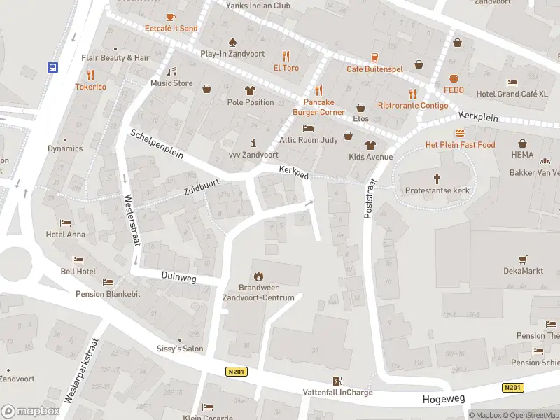 Ambulance met grote spoed naar de Kerkdwarspad in Zandvoort