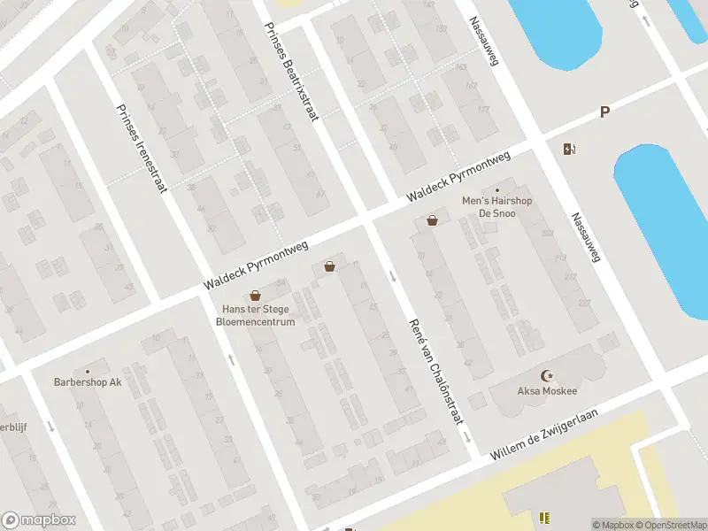 Ambulance met grote spoed naar de René van Chalônstraat in Dordrecht