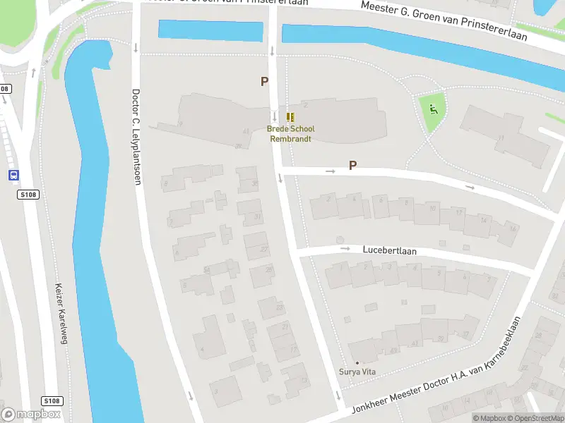 Ambulance met grote spoed naar de Mr. P.J.M. Aalberselaan in Amstelveen