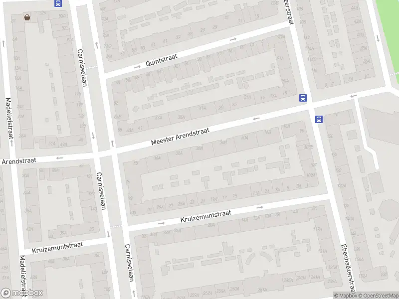 Ambulance met grote spoed naar de Meester Arendstraat in Rotterdam