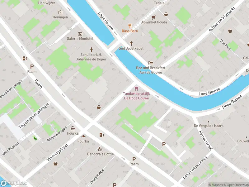 Ambulance met gepaste spoed naar de Aaltje Bakstraat in Gouda