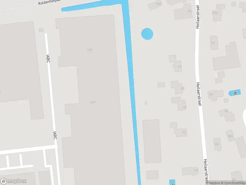 Brandweer met gepaste spoed naar de Kruisvoort in Breda vanwege een buitenbrand