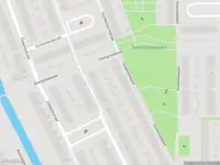 Ambulance met grote spoed naar de Slichtenhorststraat in Amsterdam